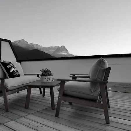 Dachterrasse Panorama-glueck I アパート ガルミッシュ・パルテンキルヒェン