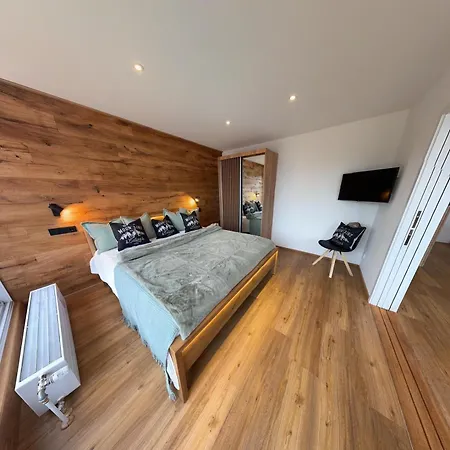 Dachterrasse Panorama-glueck I ガルミッシュ・パルテンキルヒェン